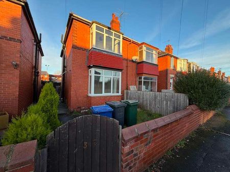 Thoresby Avenue, Belle Vue, DN4 - Photo 5