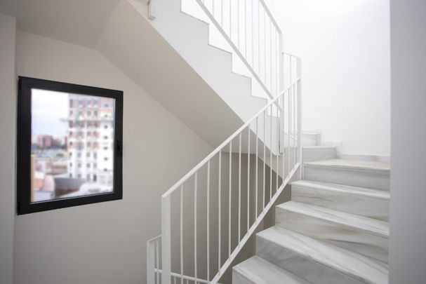 Loft elegante con terraza en Russafa - Photo 1