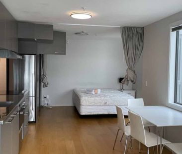 Modern 1 Bedroom Apartment - FURNISHED - Photo 4