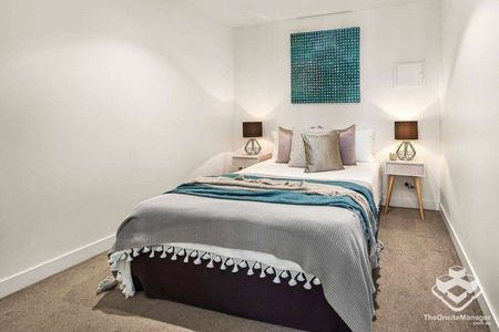 2 Bedroom Apartment - Photo 5