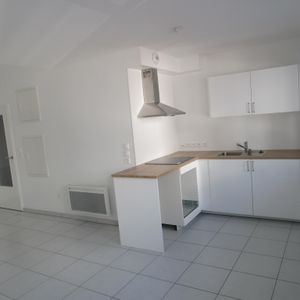 Appartement RUE DU CAPITAINE ALFRED DREYFUS - Photo 2