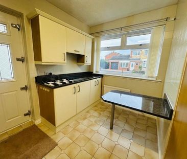 2 bedroom semi-detached bungalow to rent - Photo 6