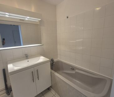 Location Appartement 1 pièce 40m² LAMBERSART 59130 - Photo 2