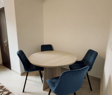 Ap. 2 camere, Tudor, langa Uni.Cantemir, renovat, izolat, mobilier nou - Fotografie 3