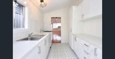 Your Next Move. - Photo 4