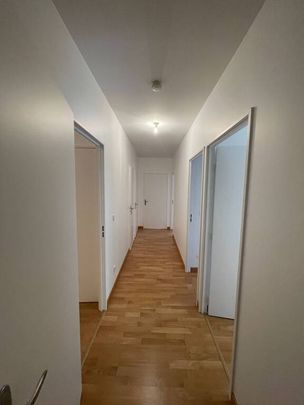 Location appartement Grenoble 38000 121.66 m² - Photo 1