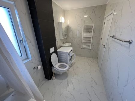 INCHIRIEZ casa 4 camere decomandate,tip duplex,zona Selimbar - Fotografie 5