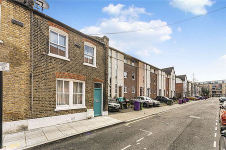 Beautiful four bedroom period house in a great location. - Photo 4