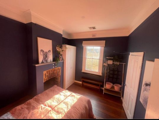 Victoria Park - Photo 1