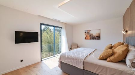 Villa à louer Mougins, Cote d'Azur, France13 500 EUR / Mois - Photo 4