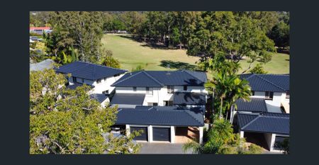 Spacious townhouse - Photo 3