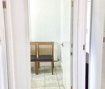 1 Bed Flat, Caledonian Road, N1 - Photo 3