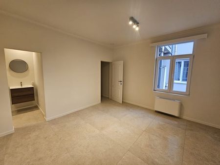 Appartement te huur - Foto 2