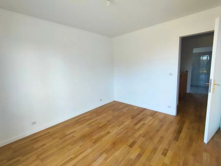 Location Maison 4 pièces 108 m2 à Neuilly-Saint-Front - Photo 2