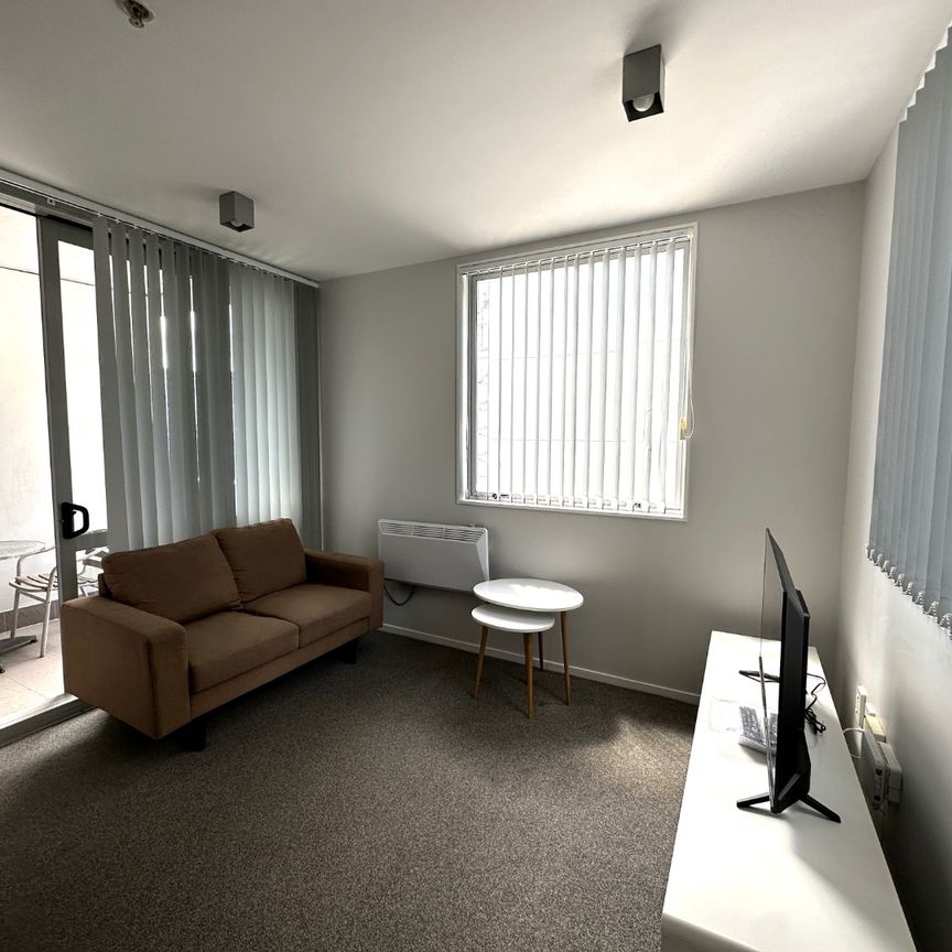 CBD Apartment - Photo 1