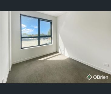 320/16 Clyde Street Mall, Frankston, Vic 3199 - Photo 3