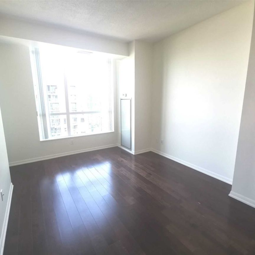 For Lease - 215 Fort York Boulevard Unit# 3709, Toronto, Ontario - Photo 1