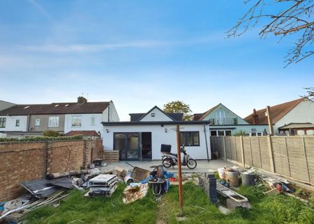 8 bedroom detached house to rent - Photo 5