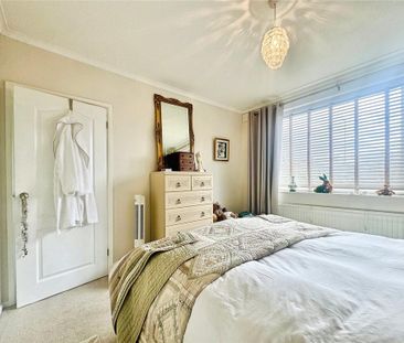 2 bedroom bungalow to rent - Photo 3