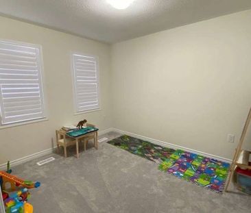 For Lease - 21 Circus Crescent, Brampton, Ontario - Photo 4