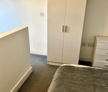 1 bedroom in a house share to rent - Photo 5
