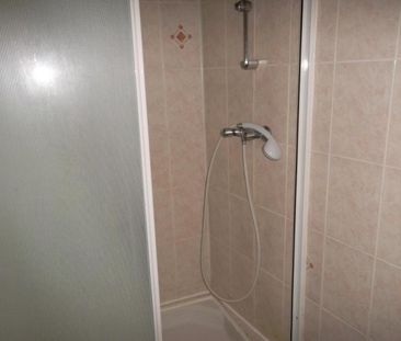 APPARTEMENT T2 A LOUER A ROANNE - CENTRE VILLE - Photo 3