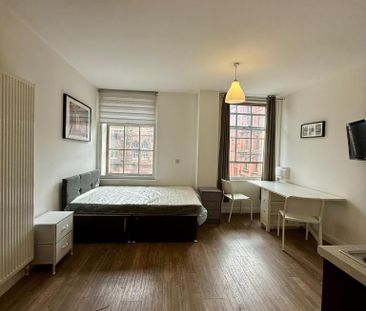 Studio to rent - Photo 2