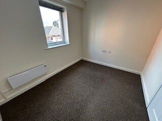 Fremington Court, Coventry - Photo 3