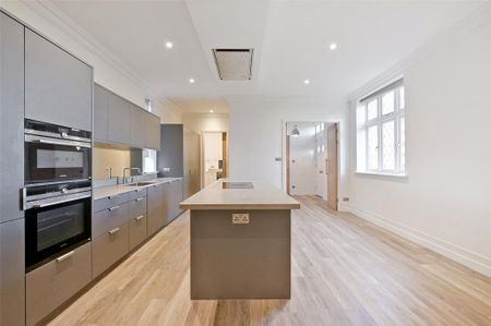 5 bedroom end of terrace house to rent - Photo 5