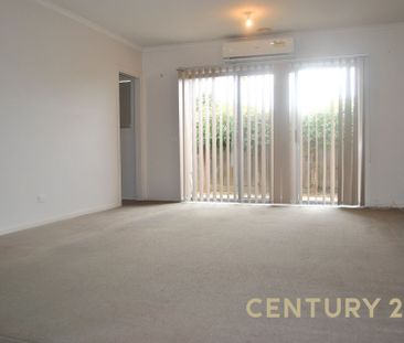 Modern Two-Bedroom Townhouse - Photo 4