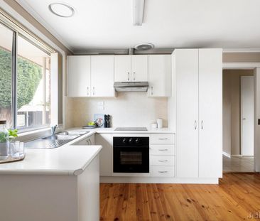 6 Chesney Court, Thomastown - Photo 2