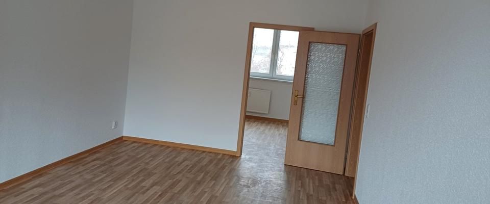 Kurze Wege im Alltag - kleine 4-Raum-Wohnung sucht Nachmieter - Foto 1