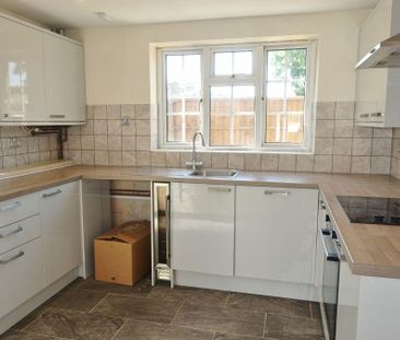 2 bedroom cottage to rent - Photo 3