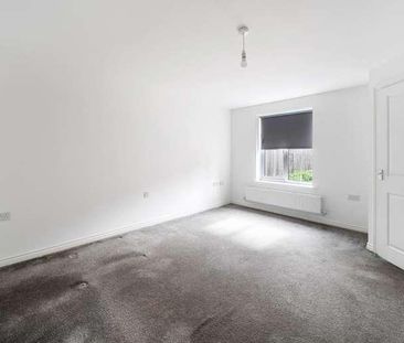 Berryfields, Aylesbury, HP18 - Photo 2