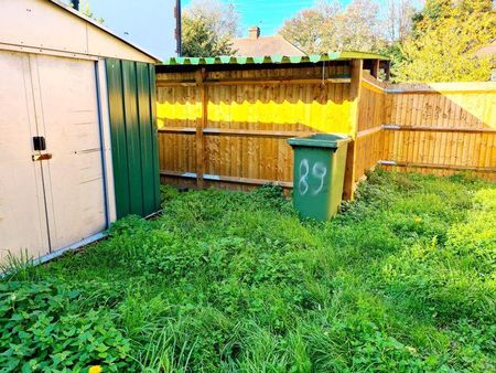 2 bedroom flat to rent - Photo 2