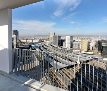 Sonnwendviertel: 2-Zimmer-Wohnung mit Balkon im 10. OG – Fitnessrau... - Photo 5