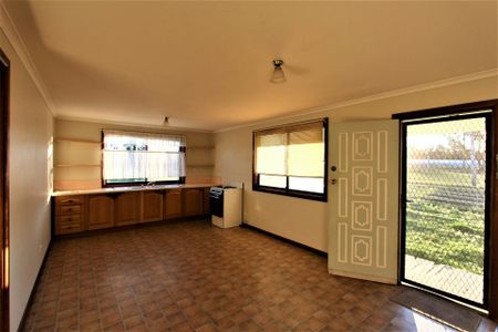 125 Eastwood Road - Photo 2