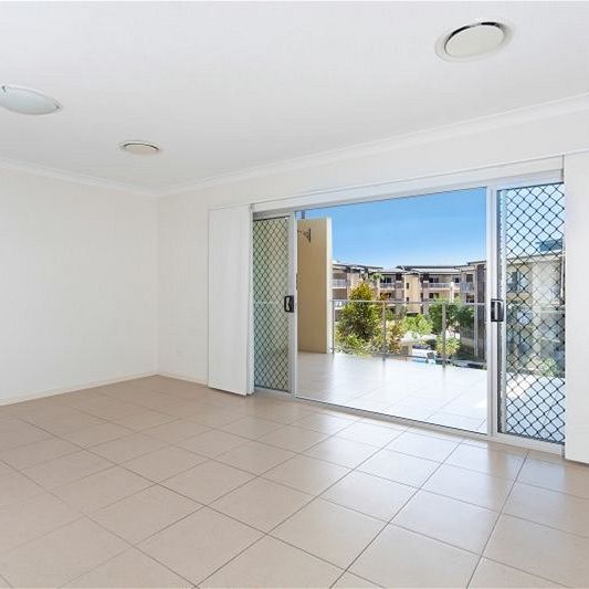 2 bedrooms, 2 bathrooms, 1 car space, 2 balconies, Air Con, Pool, BBQ, Park, Security, Public Transport - Photo 1