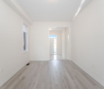 For Lease - 1460 Rose Way, Milton, Ontario - Photo 2