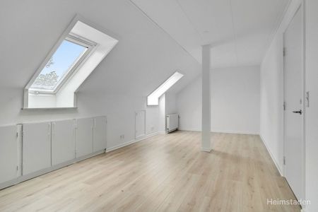 3-værelses Lejlighed på 203 m² i Give - Photo 2