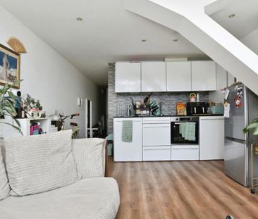 Ocean present a well-presented one double bedroom apartment on the ... - Photo 6