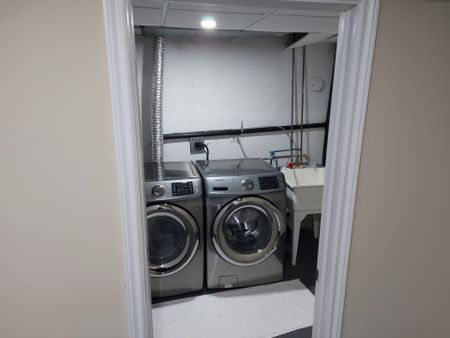 For Lease - 52 Bay Hill Drive, Vaughan, Ontario - Photo 2