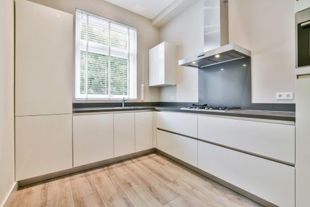 Te huur: Appartement Van Eeghenstraat in Amsterdam - Photo 2