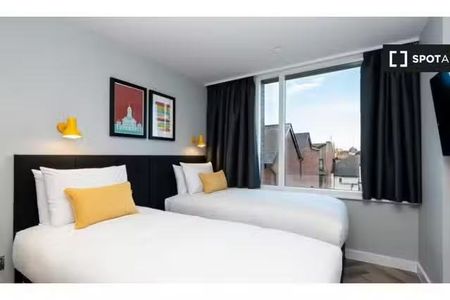 Serviced studio apartment for rent in North City, Dublin - Photo 4
