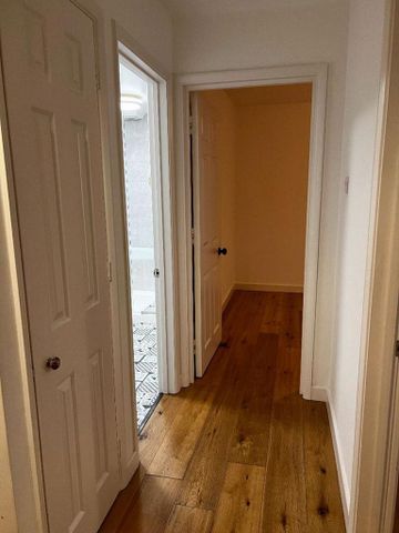 2 bedroom property to rent - Photo 2