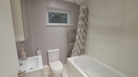 2 bedroom terraced house to rent - Photo 5