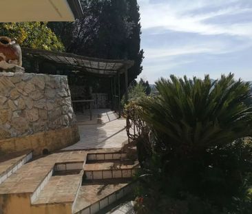 Pronájem luxusní třípodlažní vily v Toskánku, Itálie - Photo 3