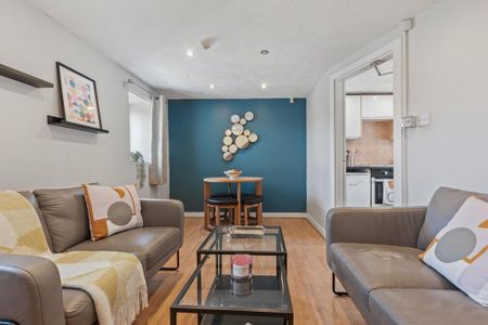 3 bedroom house to rent - Photo 3