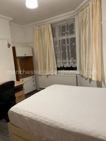 Brocklebank Road, Manchester, M14 6EL - Photo 4