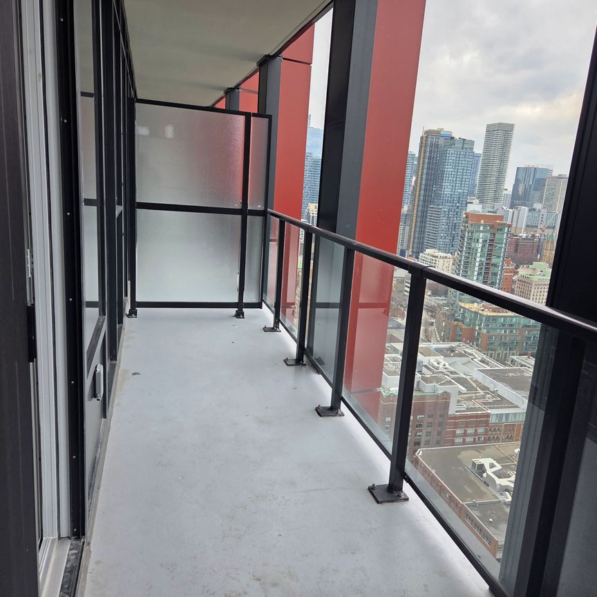 For Lease - 180 Front Street Unit# 3801, Toronto, Ontario - Photo 1